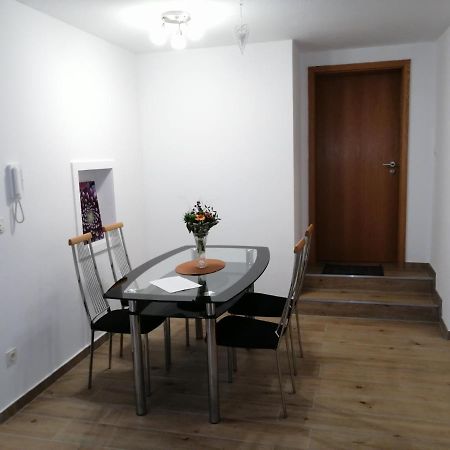 Ebenerdige Ferienwohnung Mit Grosser Terrasse In Der Naehe Des Waldes, Zum Wohlfuehlen Schoneck Extérieur photo