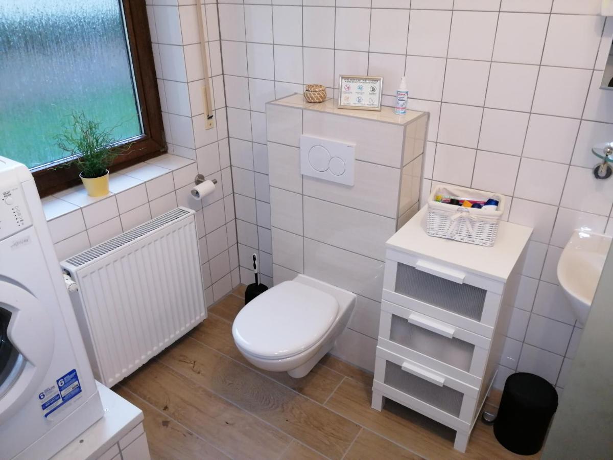 Ebenerdige Ferienwohnung Mit Grosser Terrasse In Der Naehe Des Waldes, Zum Wohlfuehlen Schoneck Extérieur photo