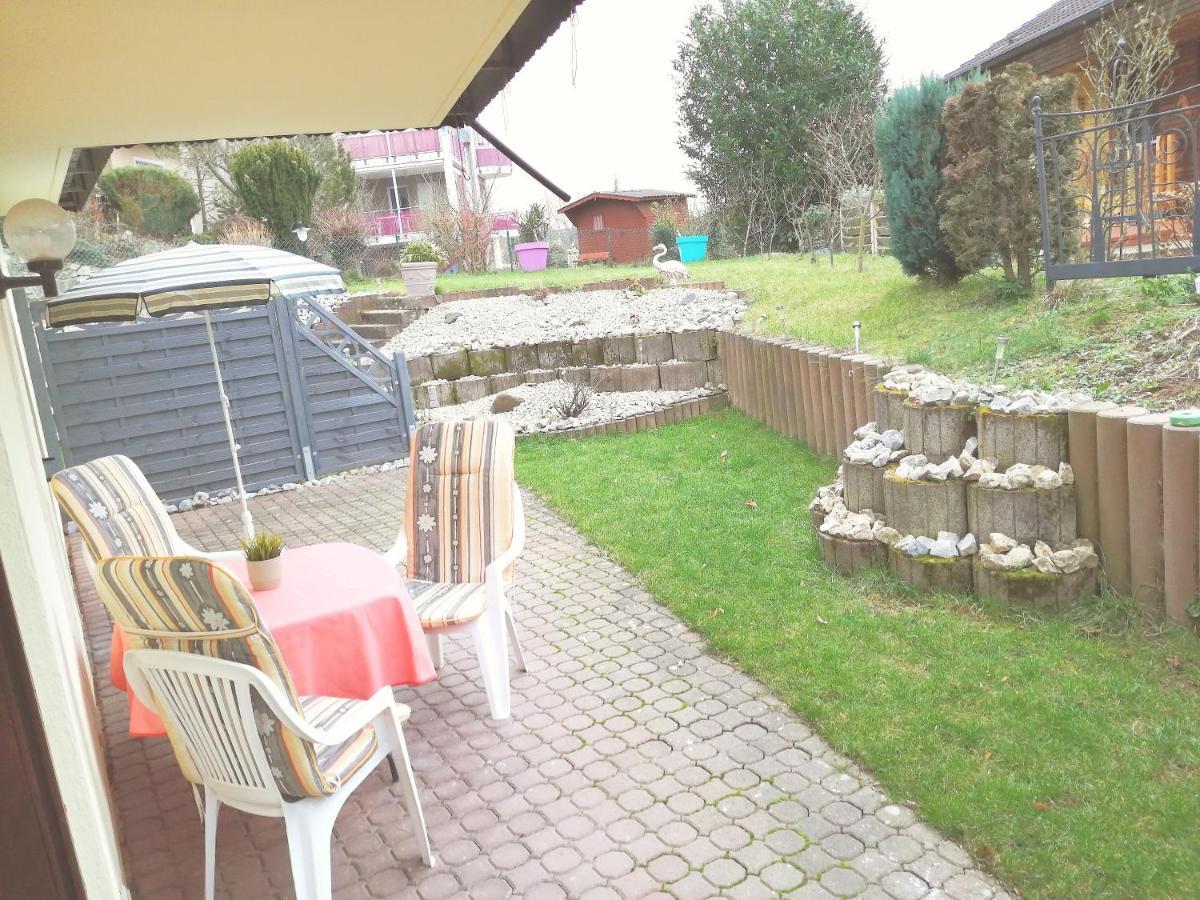 Ebenerdige Ferienwohnung Mit Grosser Terrasse In Der Naehe Des Waldes, Zum Wohlfuehlen Schoneck Extérieur photo
